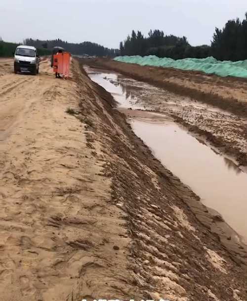 吕梁文水县河道降水